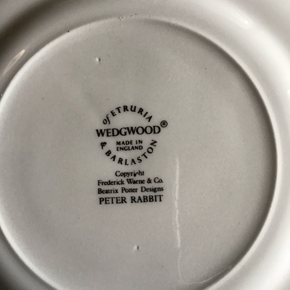 Wedgwood Peter Rabbit Bowl & Plate Set, Made in England - Picture 5 of 6